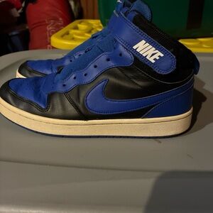 Nike Court Borough Mid 2 DM8872-001 Blue Basketball Shoes Boys Size 7Y